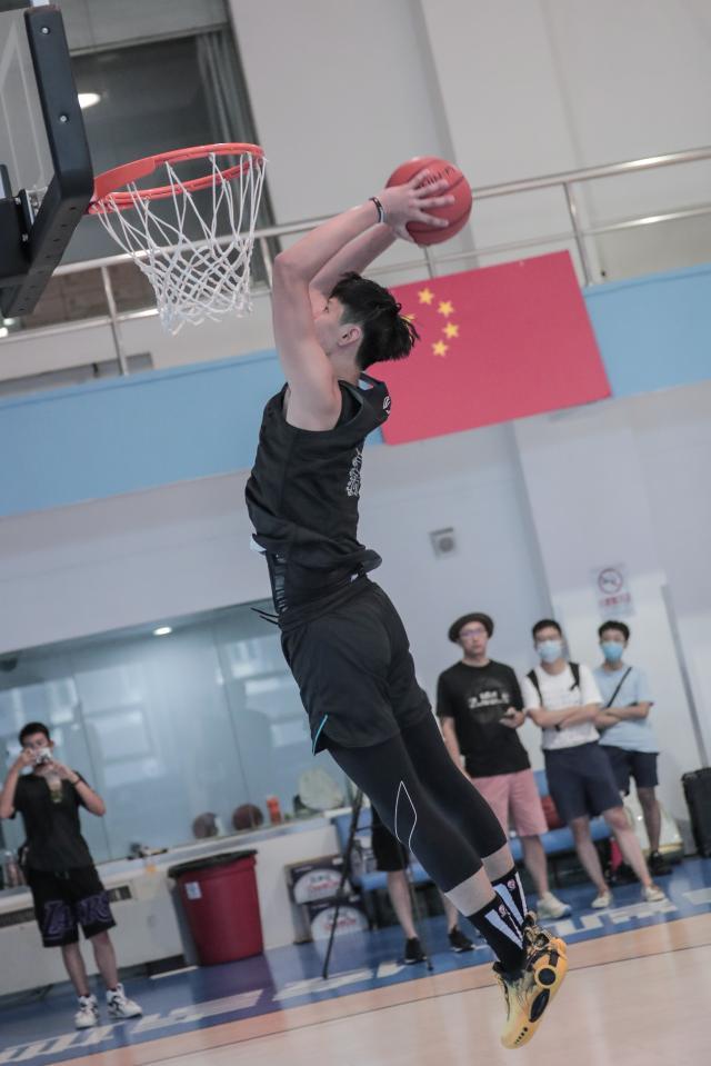 1660912960641005401.jpg IMGL5608.jpg